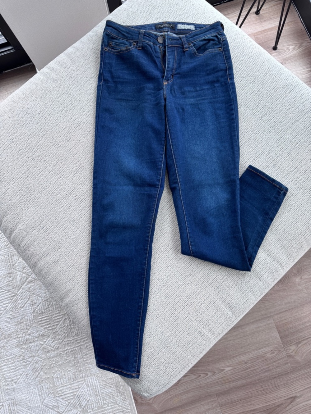 Aeropostale Women's Dark Blue Skinny Jeans Size 2